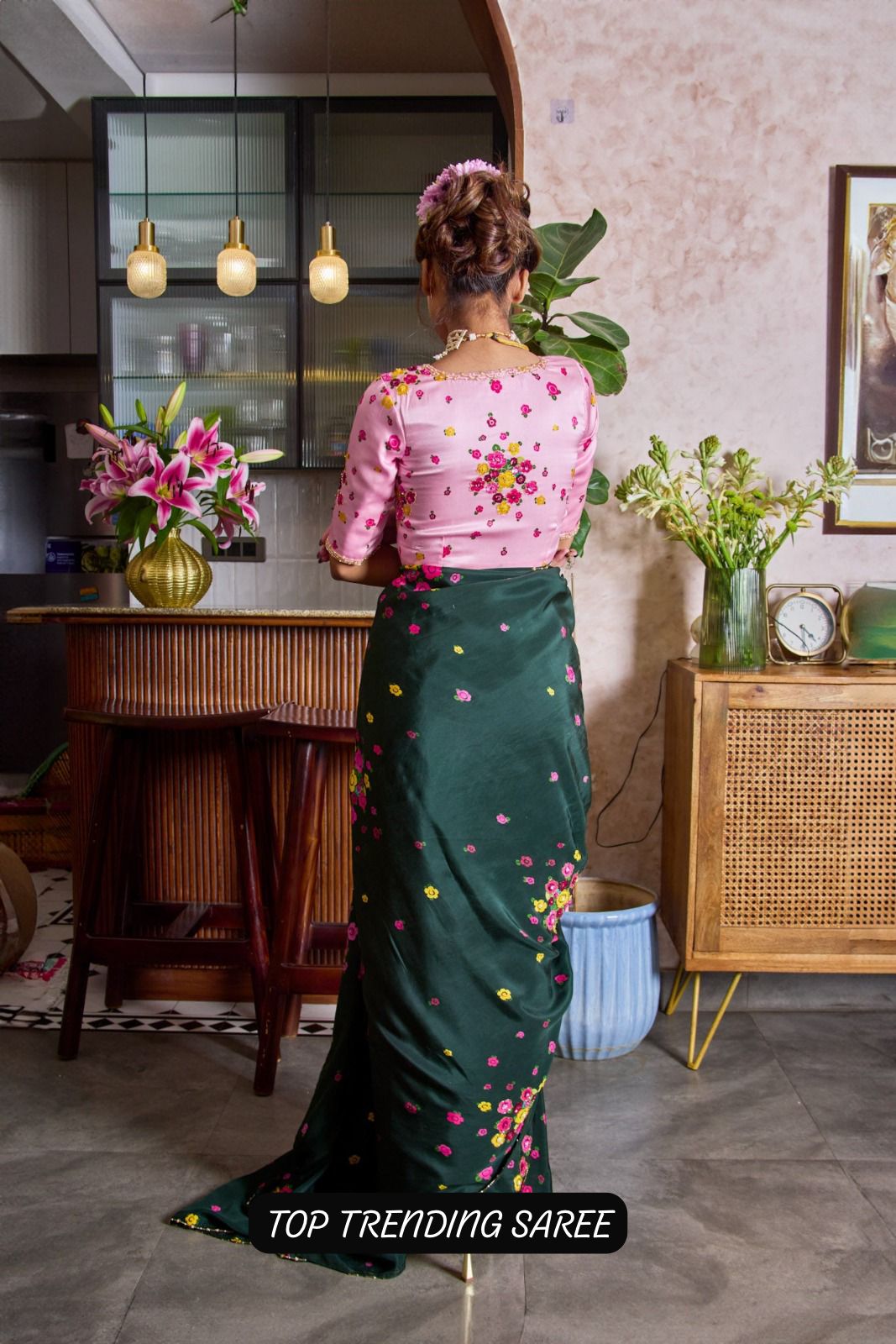 Women’s Elegant Floral Printed Georgette Saree with Embroidered Blouse Piece – Party Wear Designer Saree