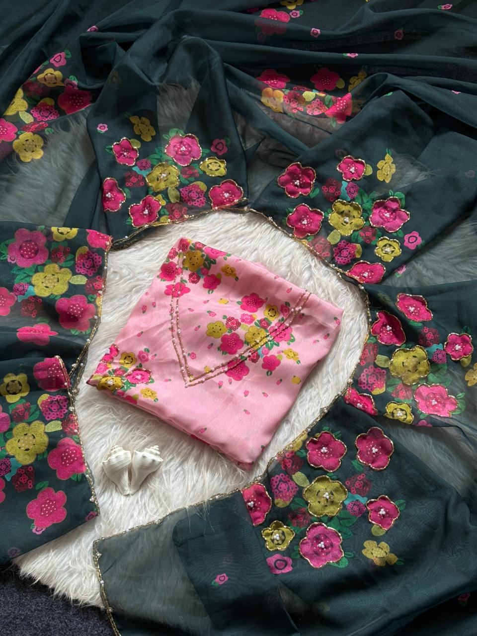 Women’s Elegant Floral Printed Georgette Saree with Embroidered Blouse Piece – Party Wear Designer Saree