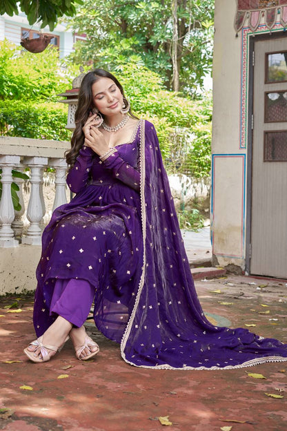 Royal  Embroidered Anarkali Suit pent  with Dupatta Set